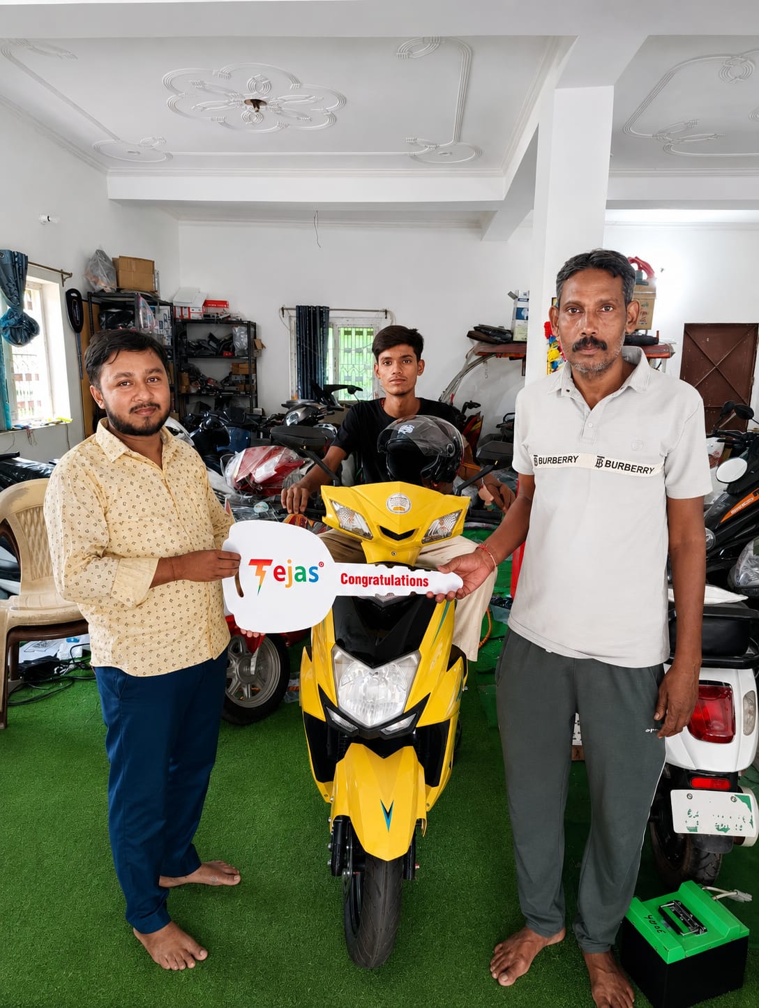 Electric scooter delivery