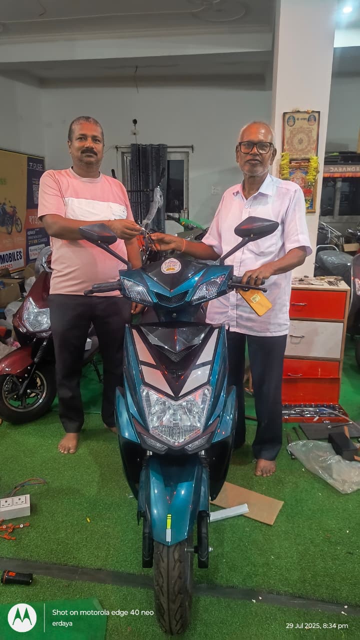 Electric scooter delivery